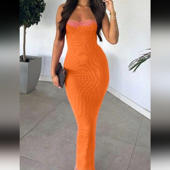 Women's Mesh Solid Color Lace Patchwork Bodycon Long Dresses, Grommet Eyelet - Picture 2 of 4